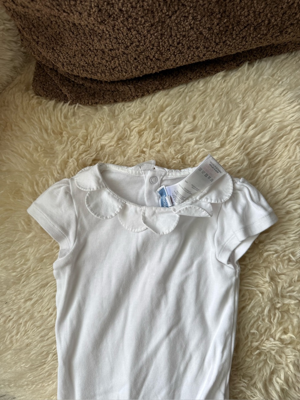 Jacadi Ruffle One piece - Picture 2 of 4